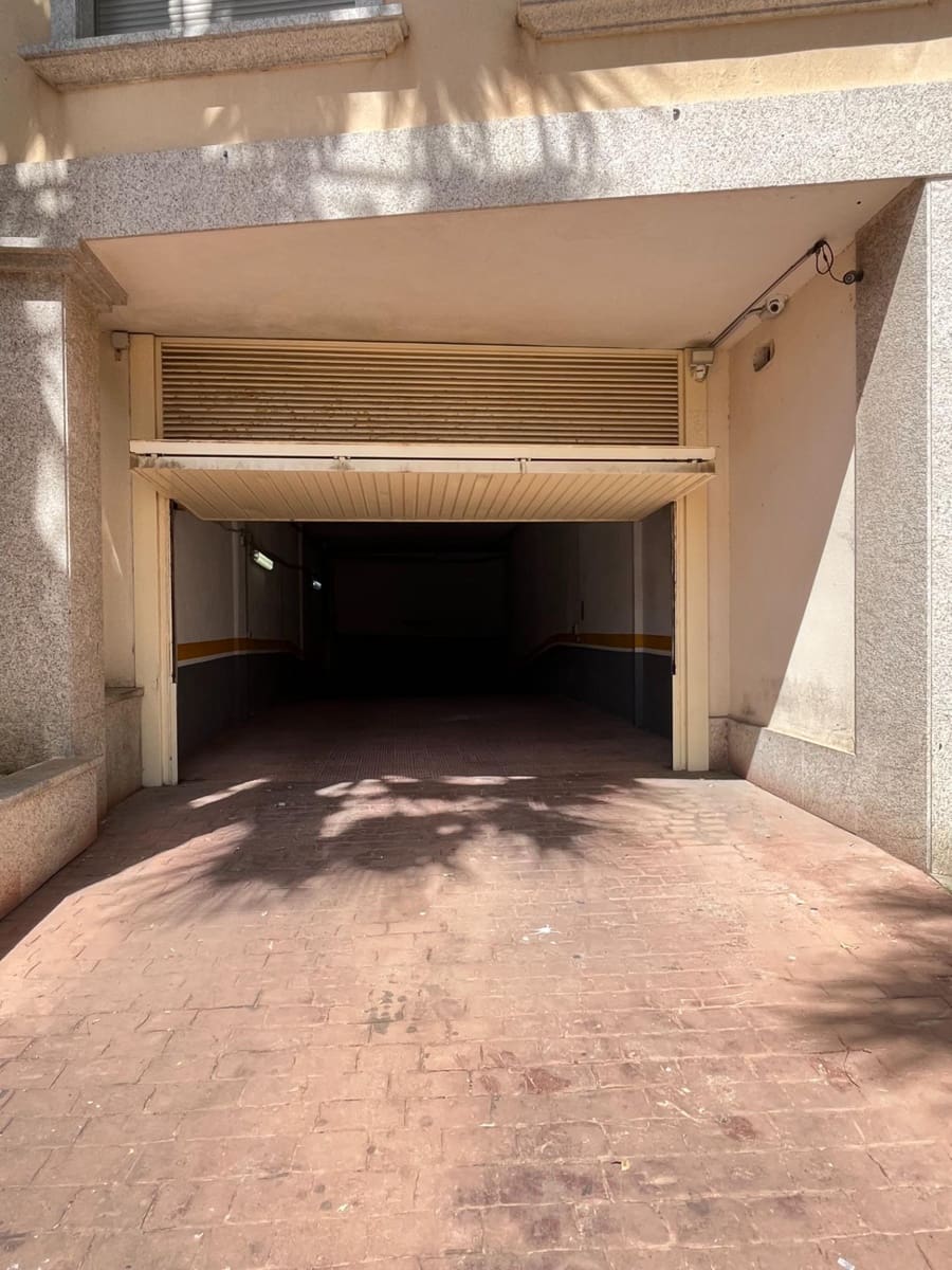 Garage for sale in Fuengirola - € 38,000 (Ref: 10139722)