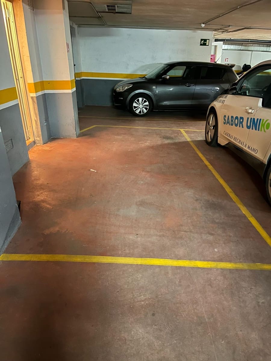 Garage for sale in Fuengirola - € 38,000 (Ref: 10139722)