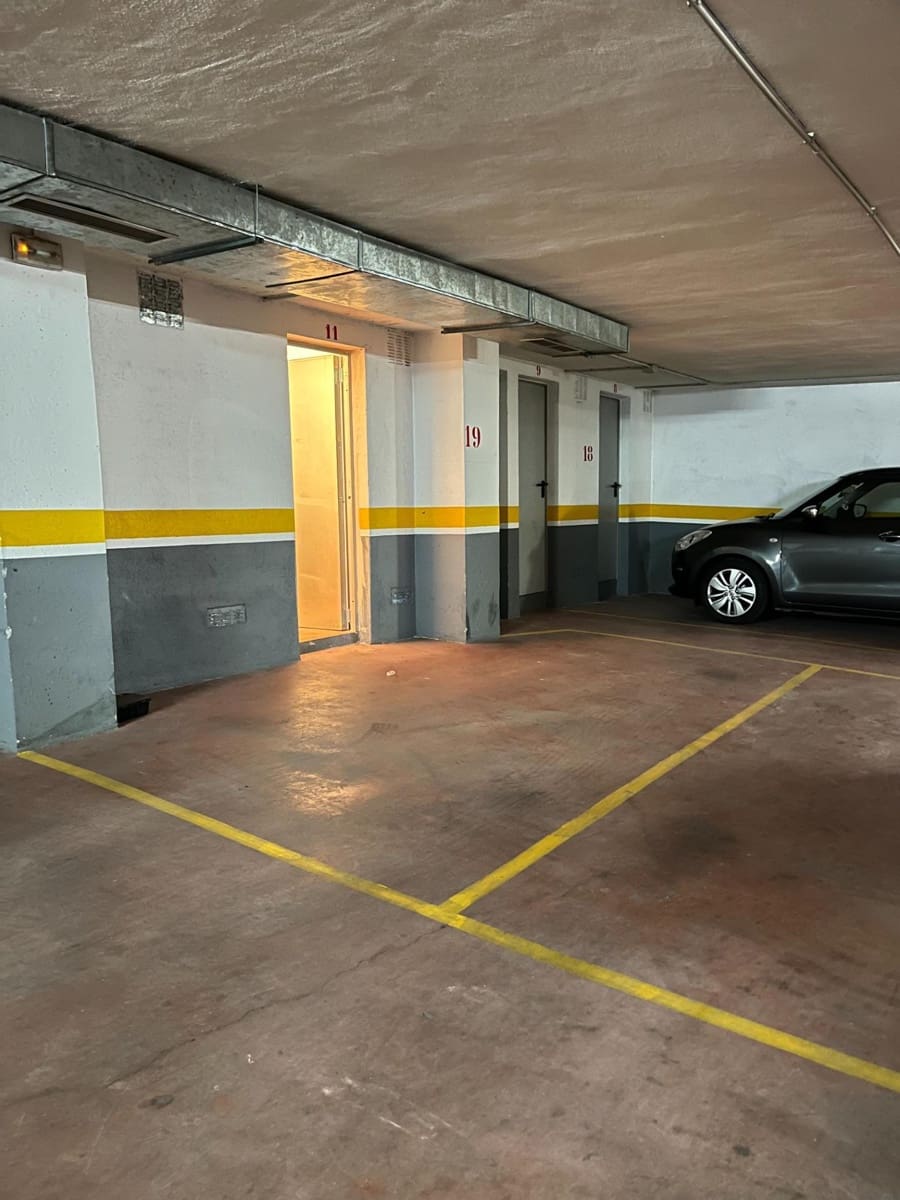 Garage for sale in Fuengirola - € 38,000 (Ref: 10139722)