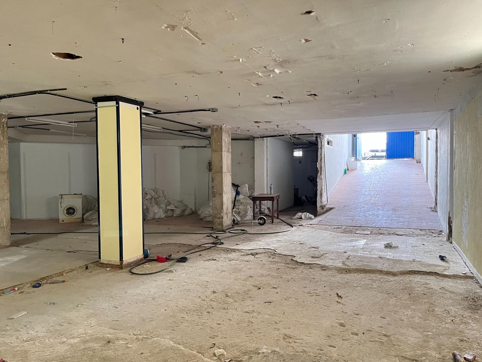 Garage for sale in Fuengirola - € 530,000 (Ref: 10139723)
