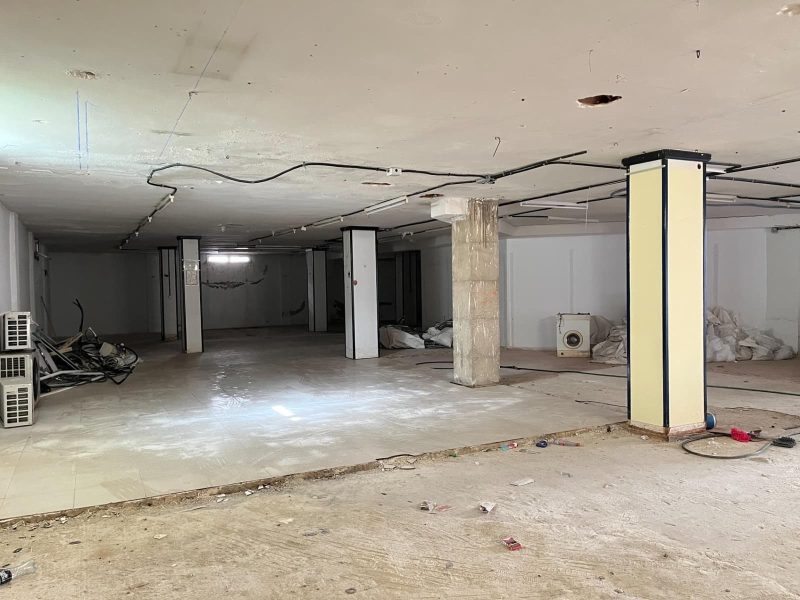Garage for sale in Fuengirola - € 530,000 (Ref: 10139723)