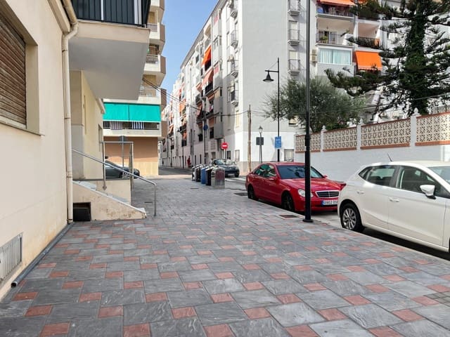 Garasje til salgs i Fuengirola - € 530 000 (Ref: 10139723)