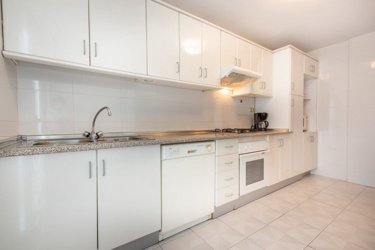 3 soverom Leilighet til leie i Fuengirola med svømmebasseng - € 1 350 (Ref: 6886547)