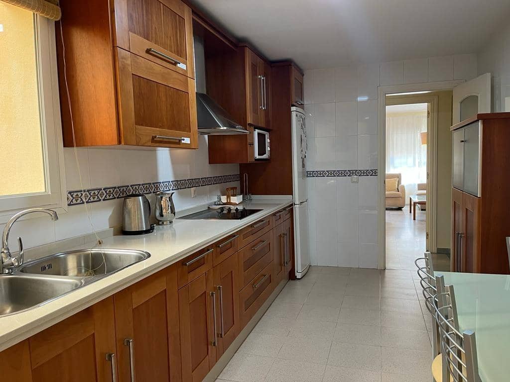 3 bedroom Flat for holiday rental in Fuengirola with pool garage - € 2,130 (Ref: 6886548)