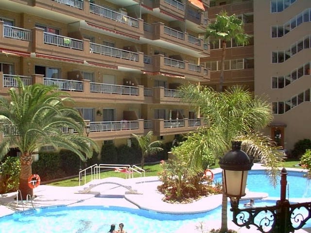 Appartement de 2 chambres à louer à Los Boliches , Fuengirola avec piscine - 1 350 € (Ref: 6886550)