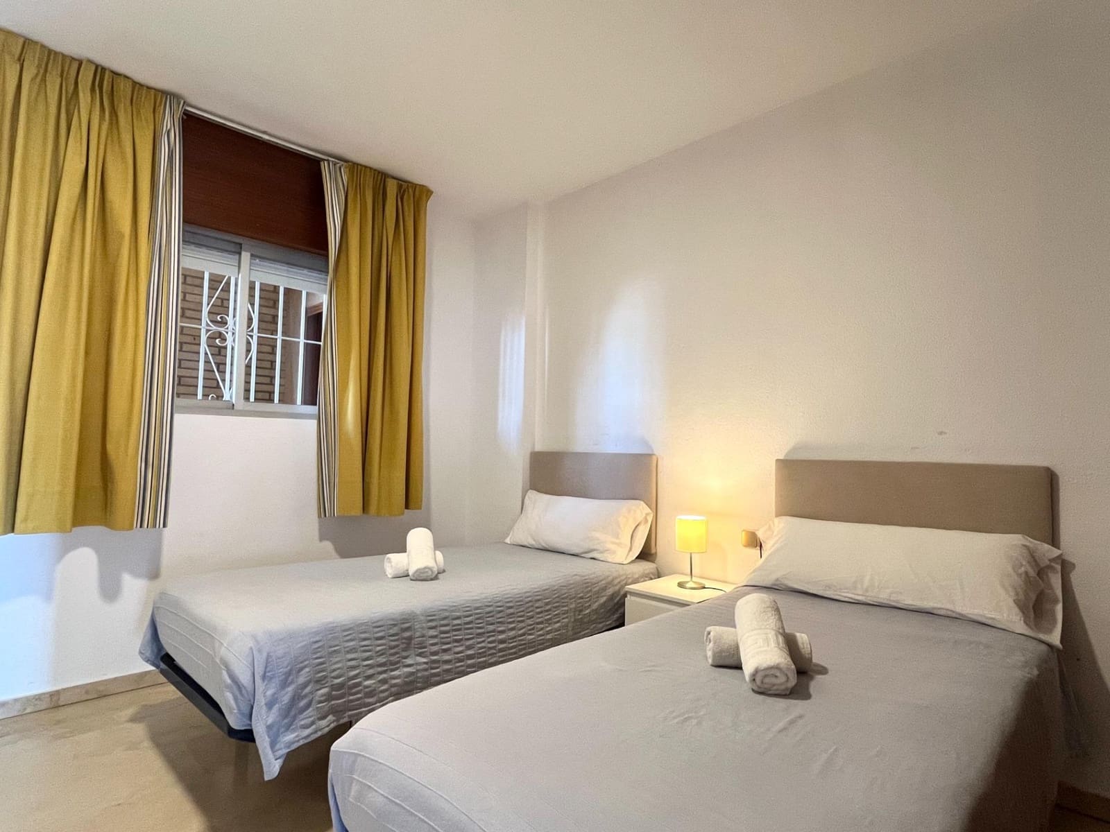 2 bedroom Flat for rent in Fuengirola with pool - € 1,430 (Ref: 6886551)