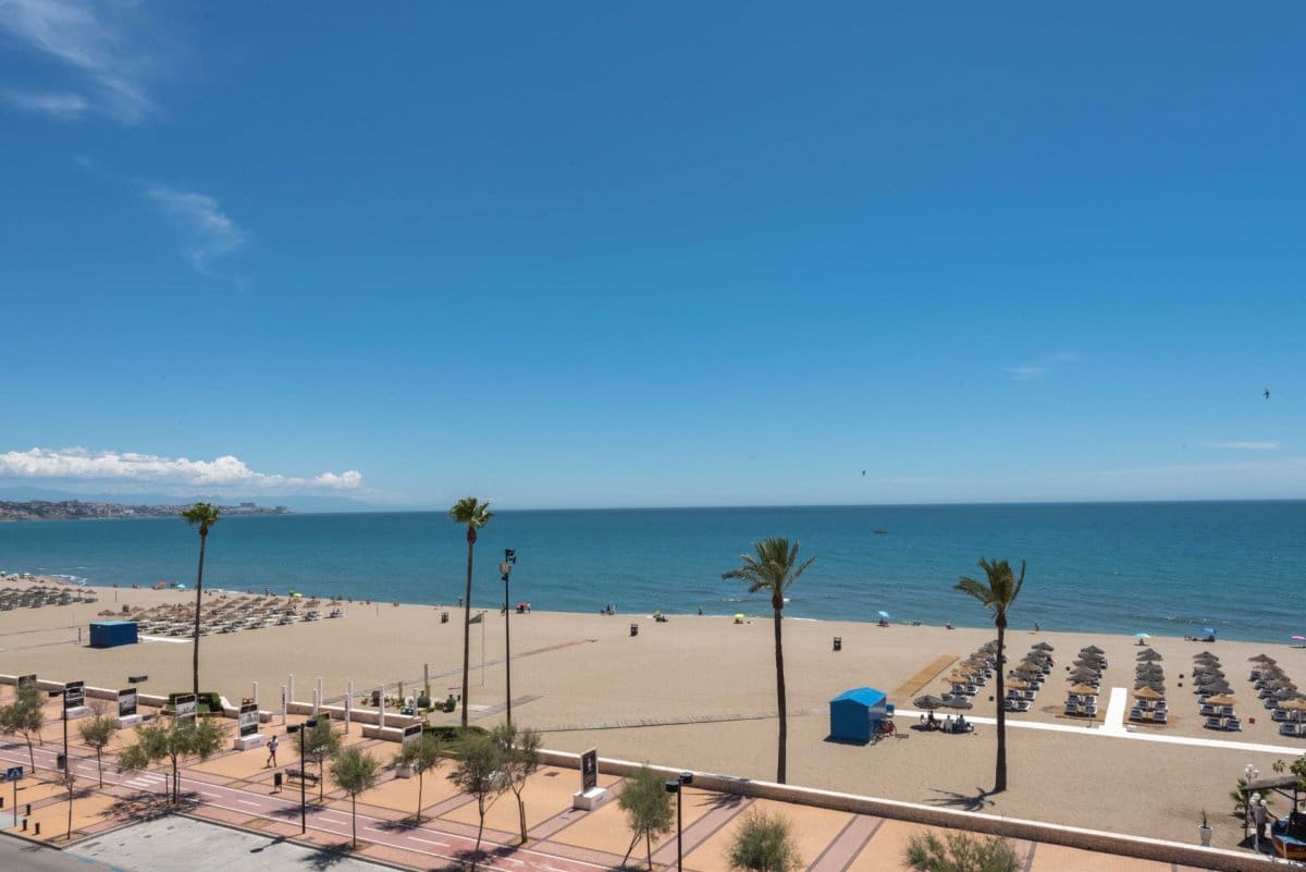 2 soveværelse Lejlighed til leje i Fuengirola - € 1.380 (Ref: 6886553)