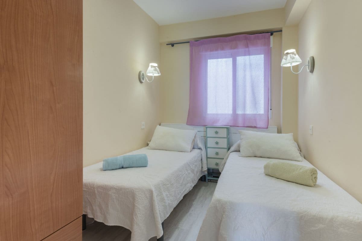 2 soveværelse Lejlighed til leje i Fuengirola - € 1.380 (Ref: 6886553)