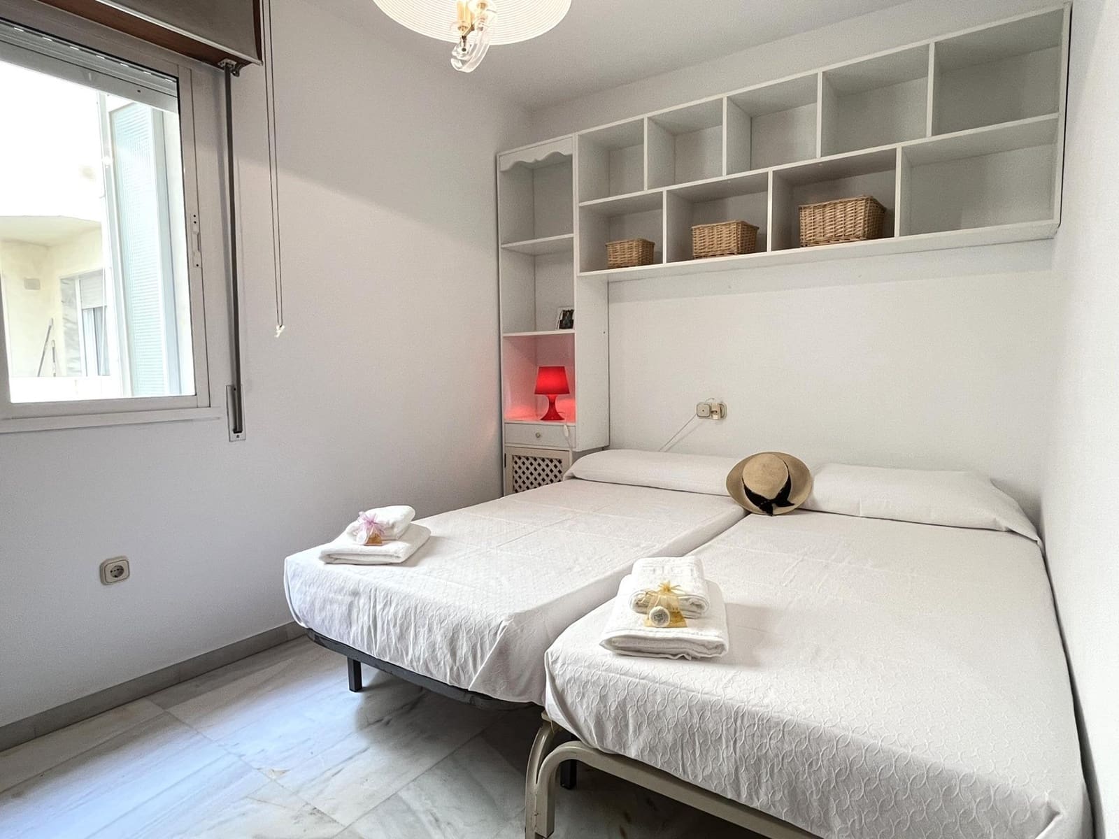 2 slaapkamer Flat te huur in Fuengirola met zwembad - € 1.160 (Ref: 6886554)