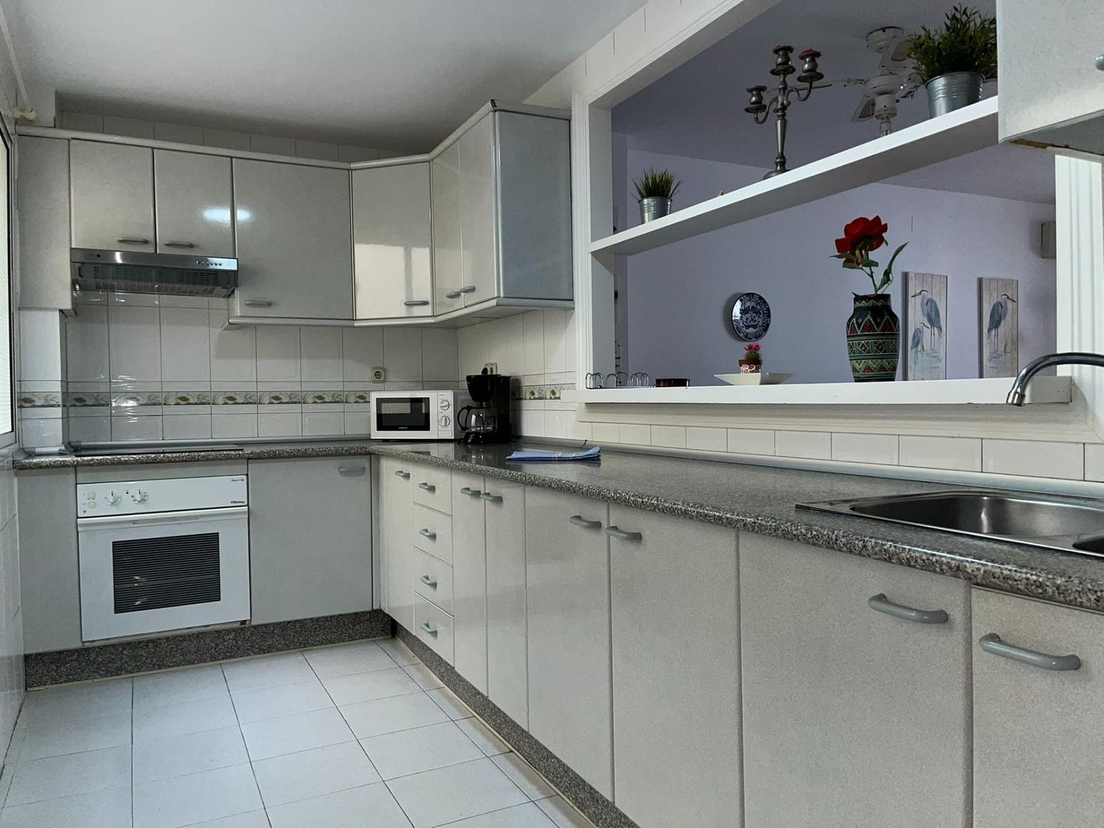 2 slaapkamer Flat te huur in Fuengirola met zwembad - € 1.160 (Ref: 6886554)