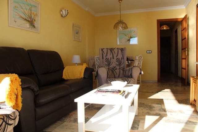 2 slaapkamer Flat te huur in Los Boliches , Fuengirola met zwembad garage - € 1.380 (Ref: 6886555)