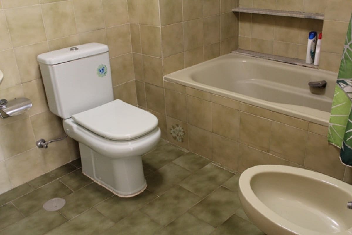 2 slaapkamer Flat te huur in Fuengirola met zwembad garage - € 1.380 (Ref: 6886555)