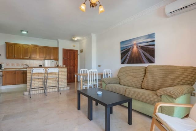 1 slaapkamer Flat te huur in Los Boliches , Fuengirola met zwembad garage - € 950 (Ref: 6886557)