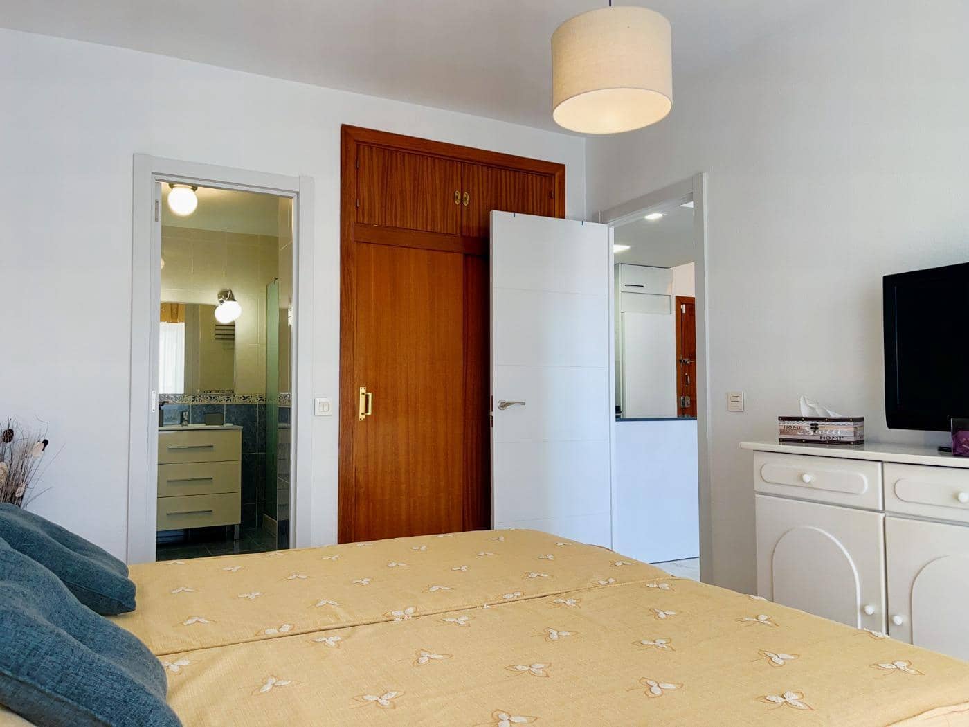 1 soveværelse Lejlighed til leje i Fuengirola med swimmingpool - € 1.365 (Ref: 6886559)