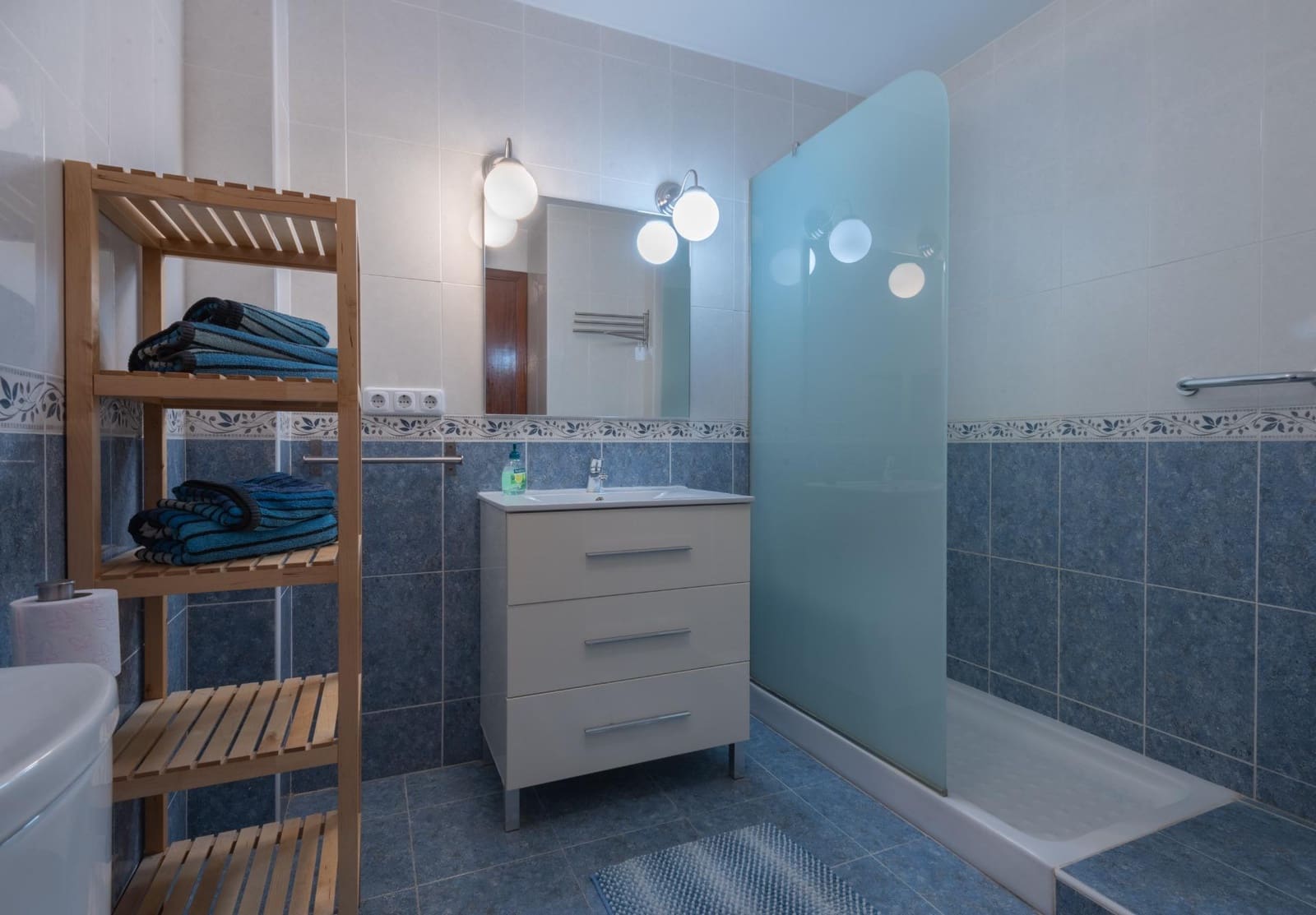 1 soveværelse Lejlighed til leje i Fuengirola med swimmingpool - € 1.365 (Ref: 6886559)