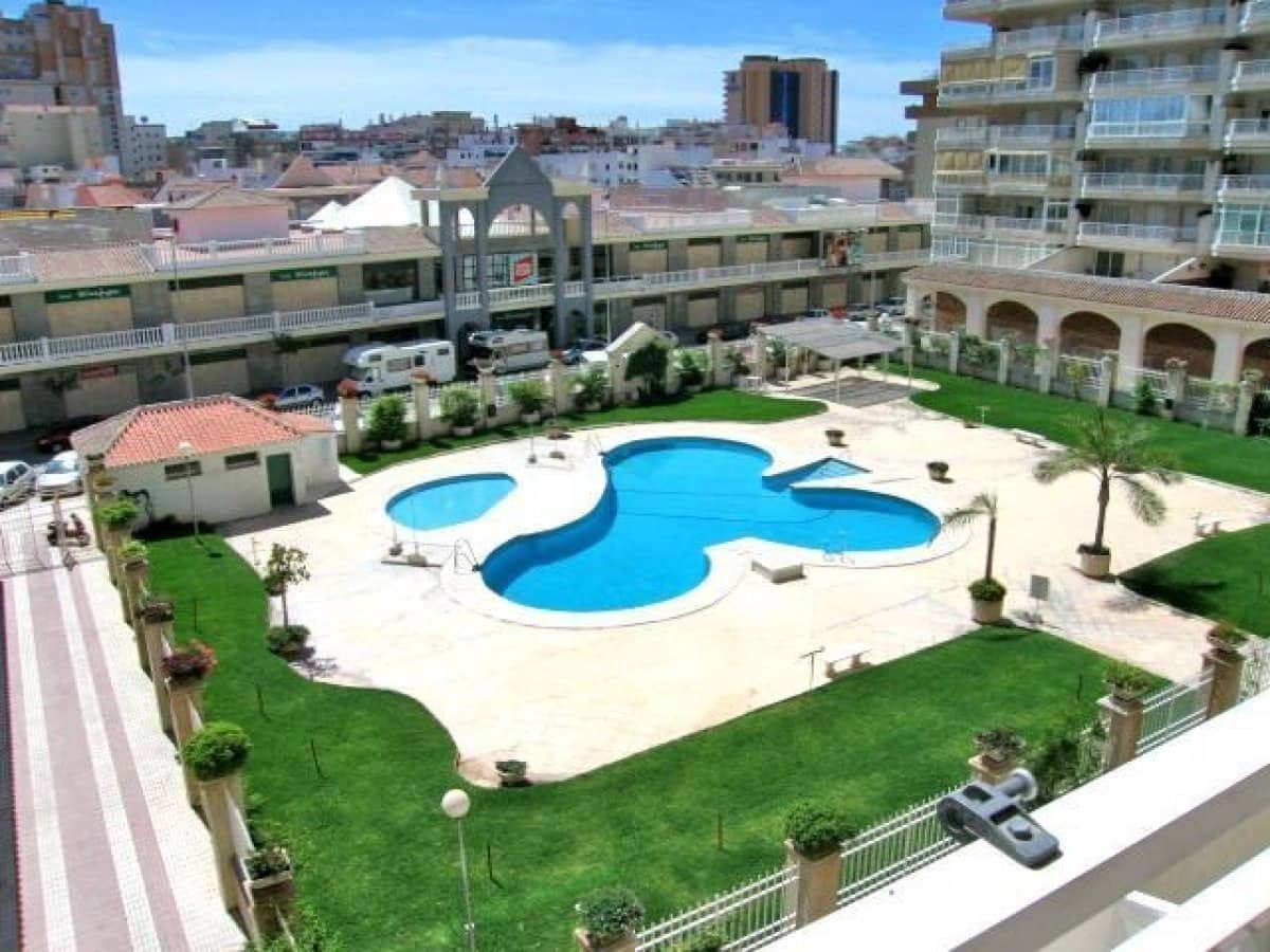 3 slaapkamer Appartement te huur in Fuengirola met zwembad - € 1.350 (Ref: 6886563)