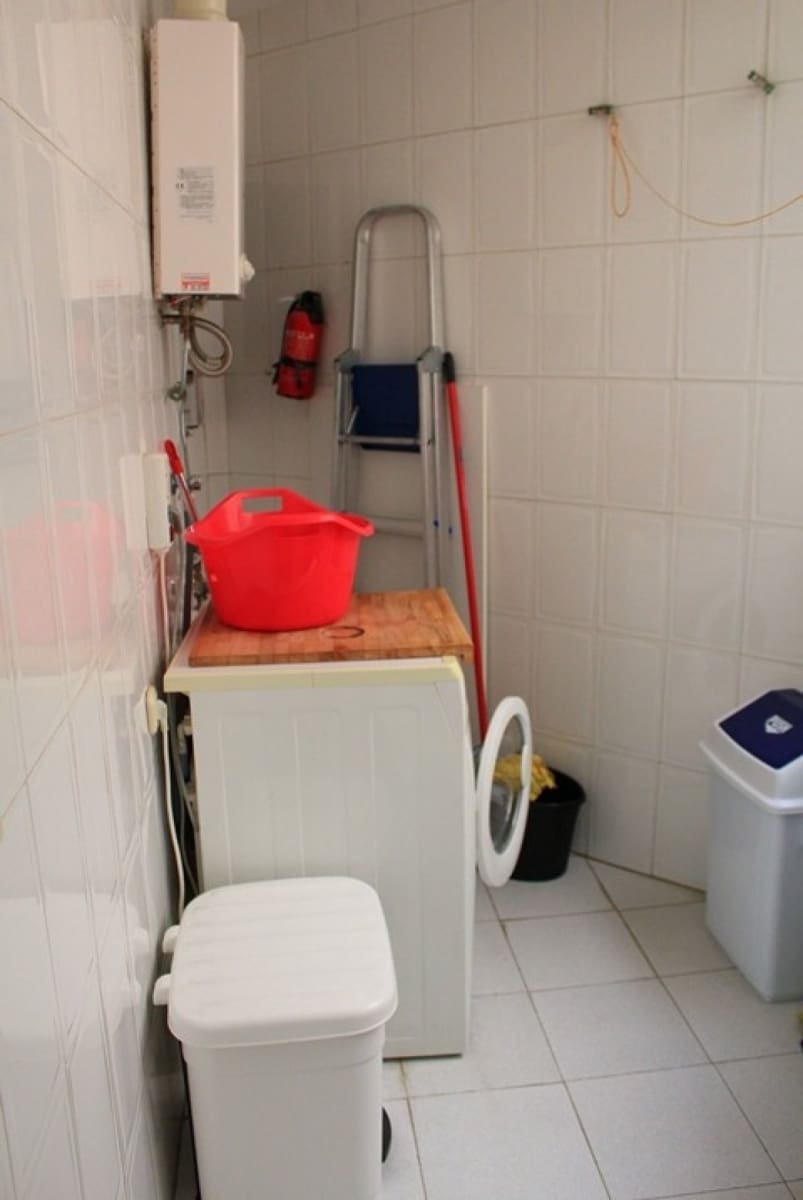 3 slaapkamer Appartement te huur in Fuengirola met zwembad - € 1.350 (Ref: 6886563)