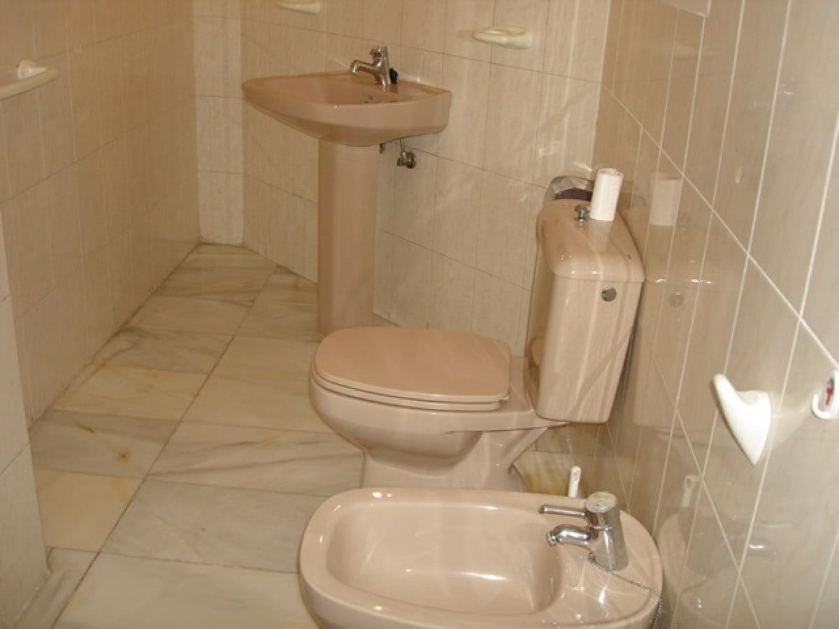 3 slaapkamer Appartement te huur in Fuengirola met zwembad - € 1.350 (Ref: 6886563)