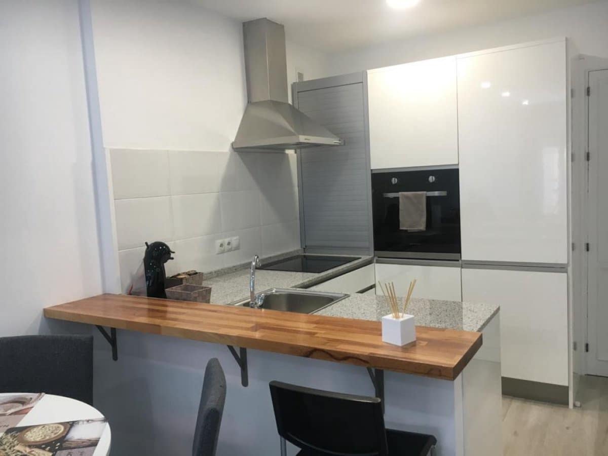 1 soveværelse Lejlighed til leje i Fuengirola med swimmingpool - € 1.200 (Ref: 6886566)