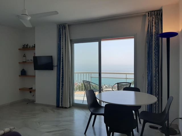 1 soveværelse Lejlighed til leje i Los Boliches , Fuengirola med garage - € 1.200 (Ref: 6886573)