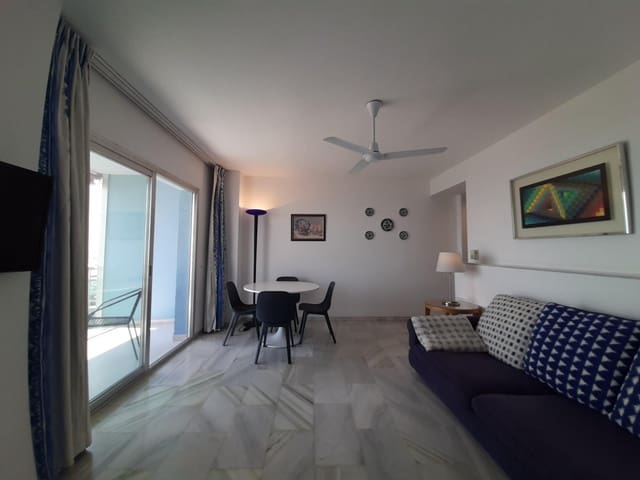 1 soveværelse Lejlighed til leje i Los Boliches , Fuengirola med garage - € 1.200 (Ref: 6886573)