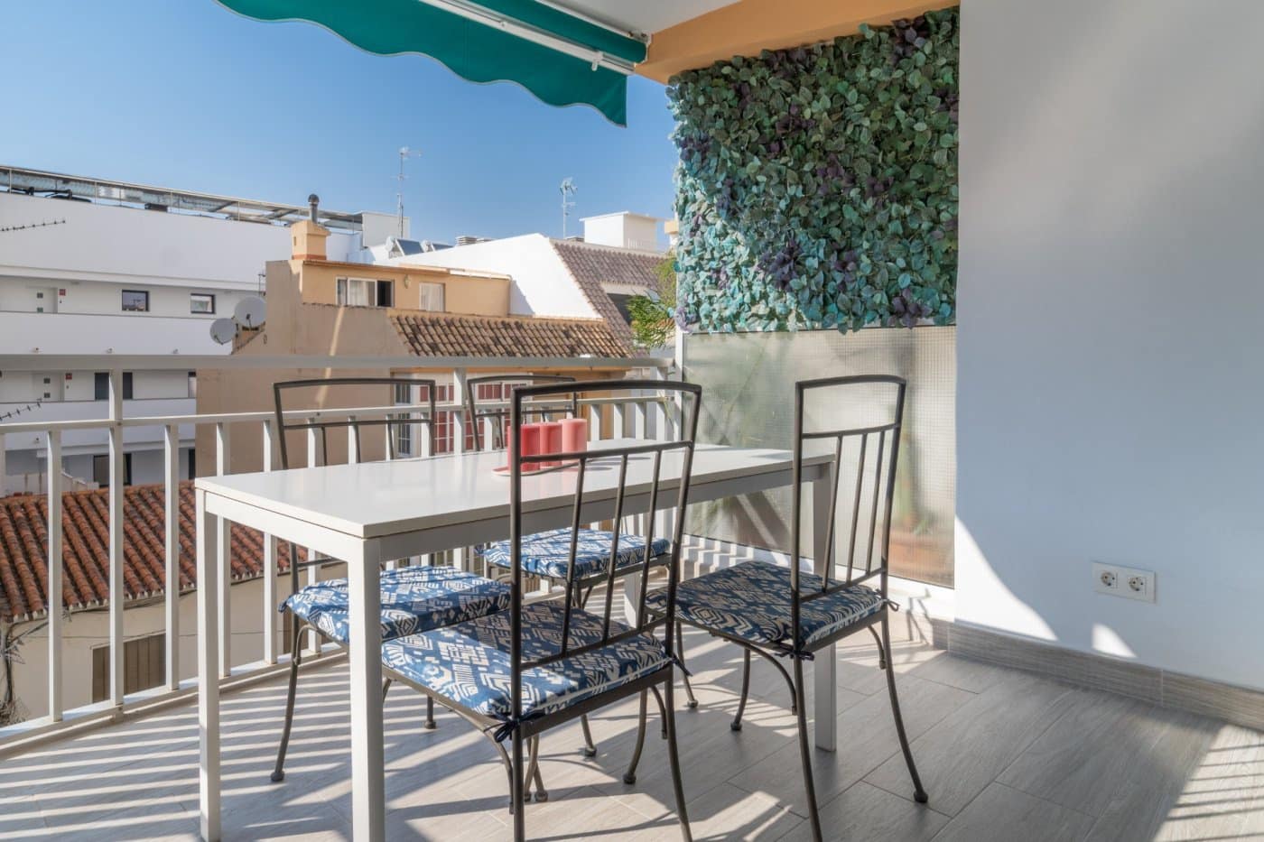 2 soveværelse Lejlighed til leje i Fuengirola - € 1.260 (Ref: 6886574)