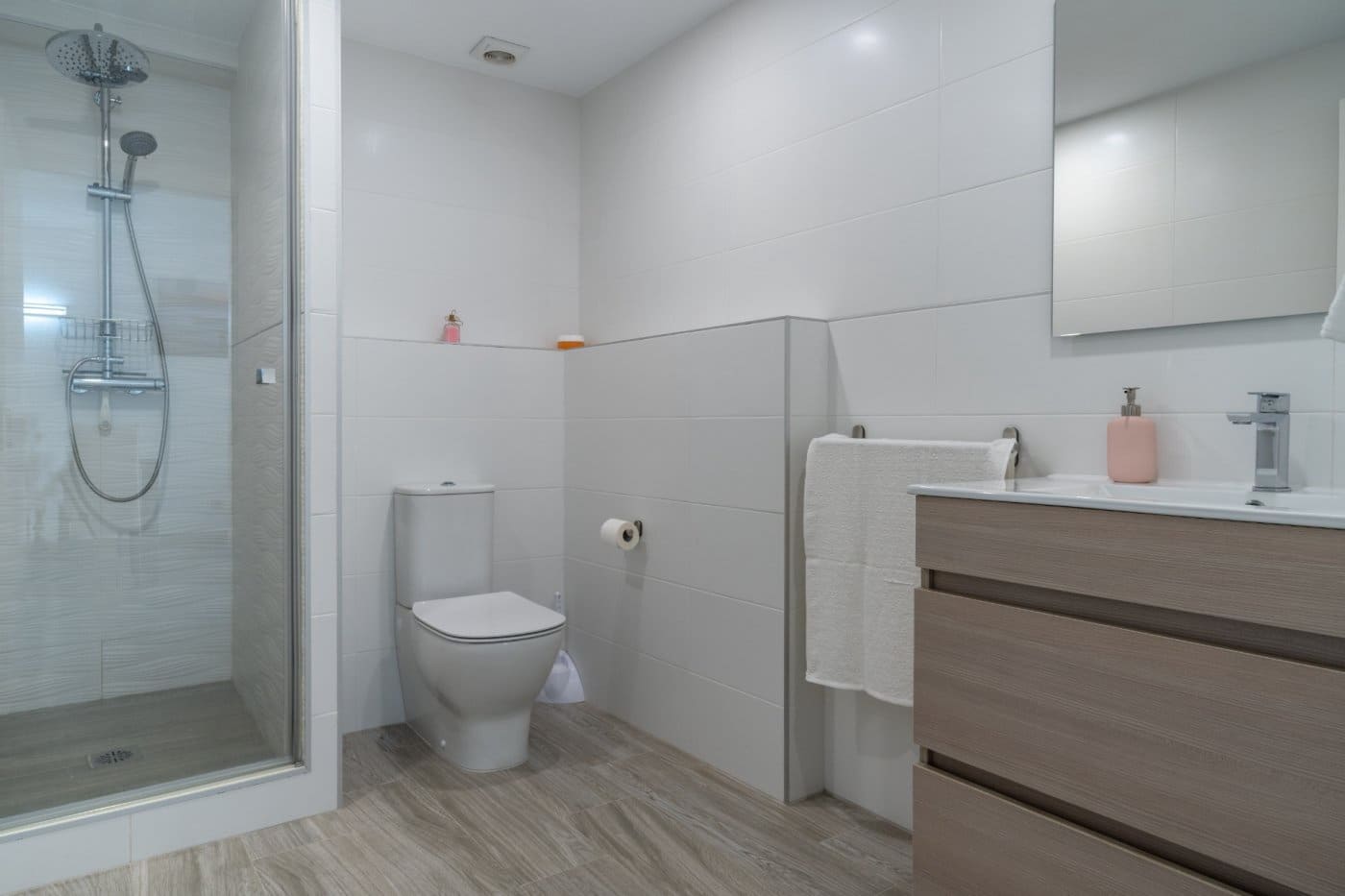 2 soveværelse Lejlighed til leje i Fuengirola - € 1.260 (Ref: 6886574)