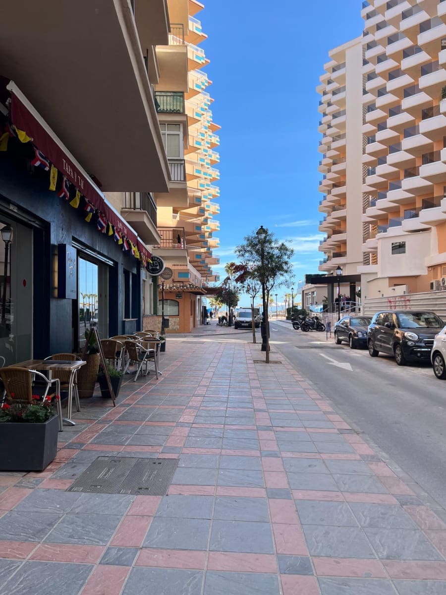 3 soveværelse Lejlighed til leje i Fuengirola - € 1.300 (Ref: 8624224)