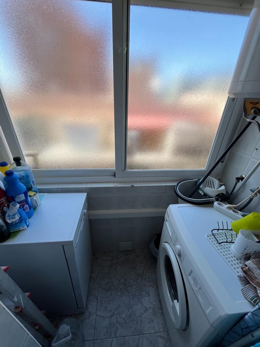 3 soveværelse Lejlighed til leje i Fuengirola - € 1.300 (Ref: 8624224)