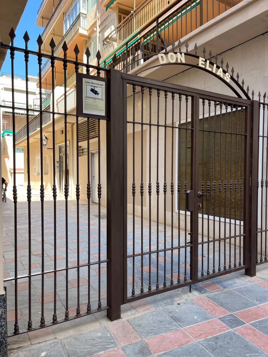 3 soveværelse Lejlighed til leje i Fuengirola - € 1.300 (Ref: 8624224)