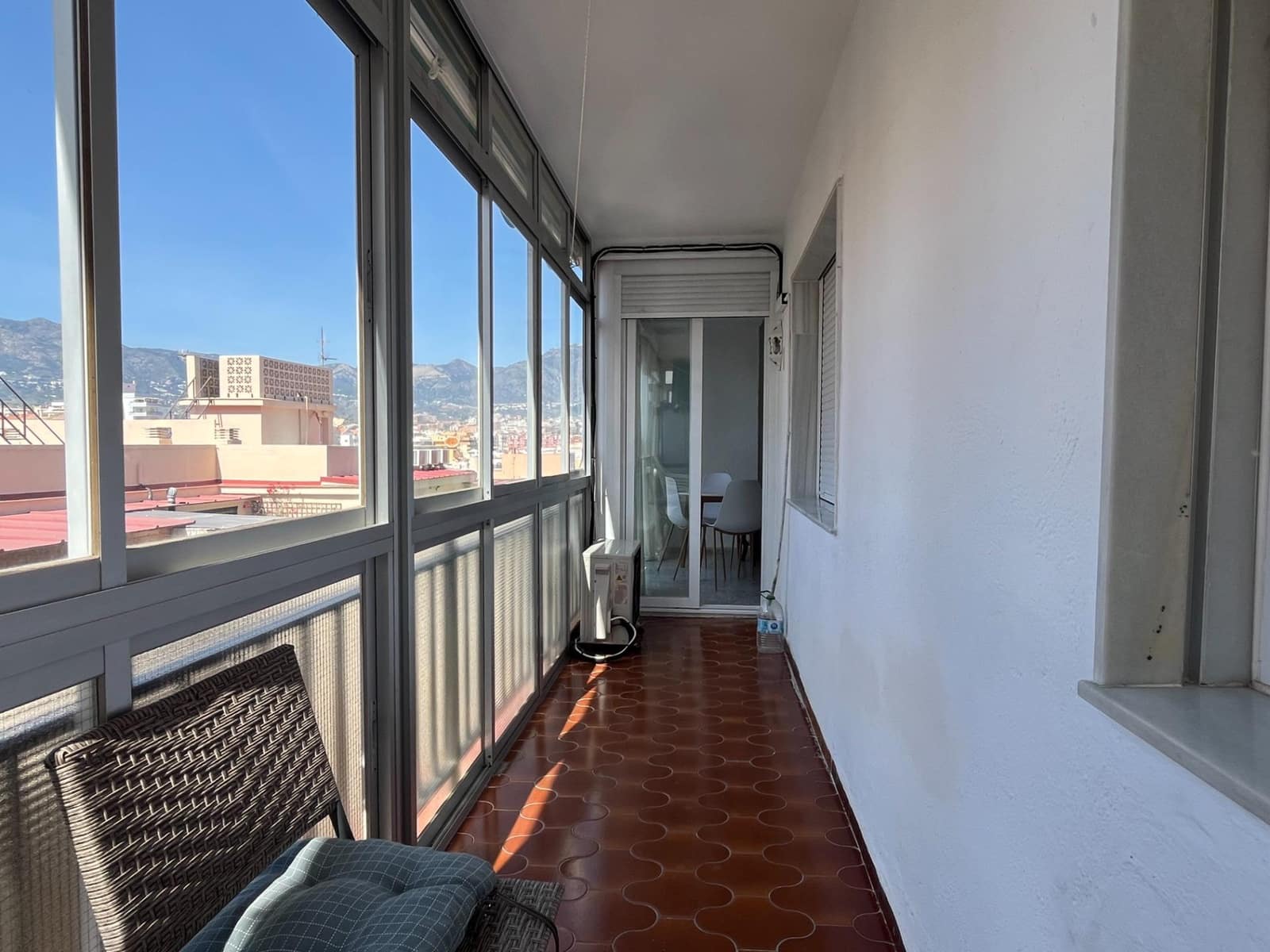 3 soveværelse Lejlighed til leje i Fuengirola - € 1.300 (Ref: 8624224)