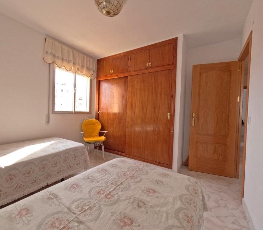 3 slaapkamer Flat te koop in Fuengirola - € 310.000 (Ref: 9110166)