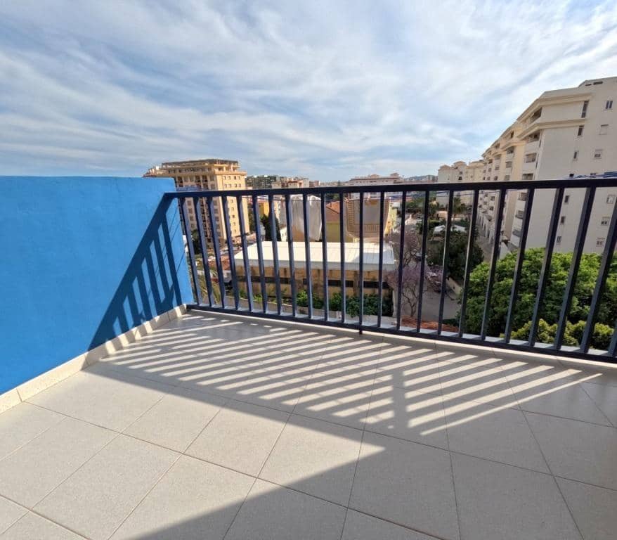 3 slaapkamer Flat te koop in Fuengirola - € 310.000 (Ref: 9110166)