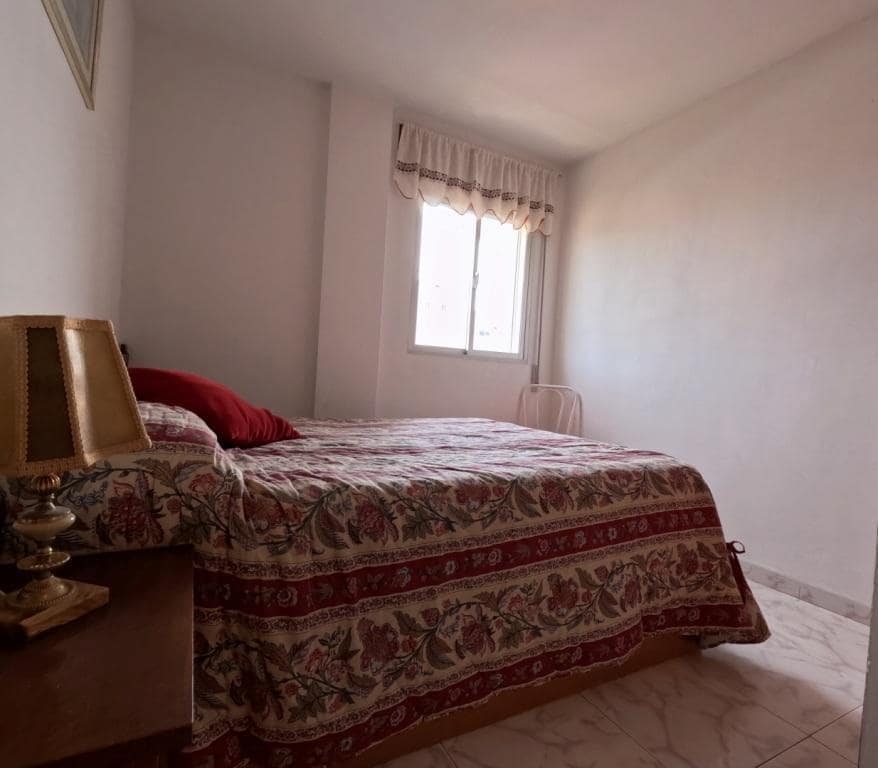 3 slaapkamer Flat te koop in Fuengirola - € 310.000 (Ref: 9110166)