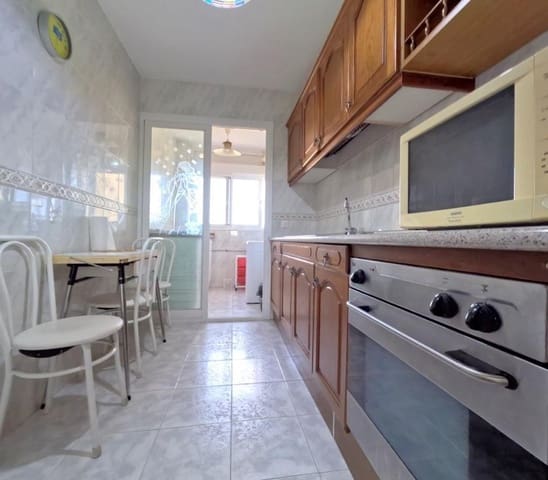 3 slaapkamer Flat te koop in Los Boliches , Fuengirola - € 310.000 (Ref: 9110166)