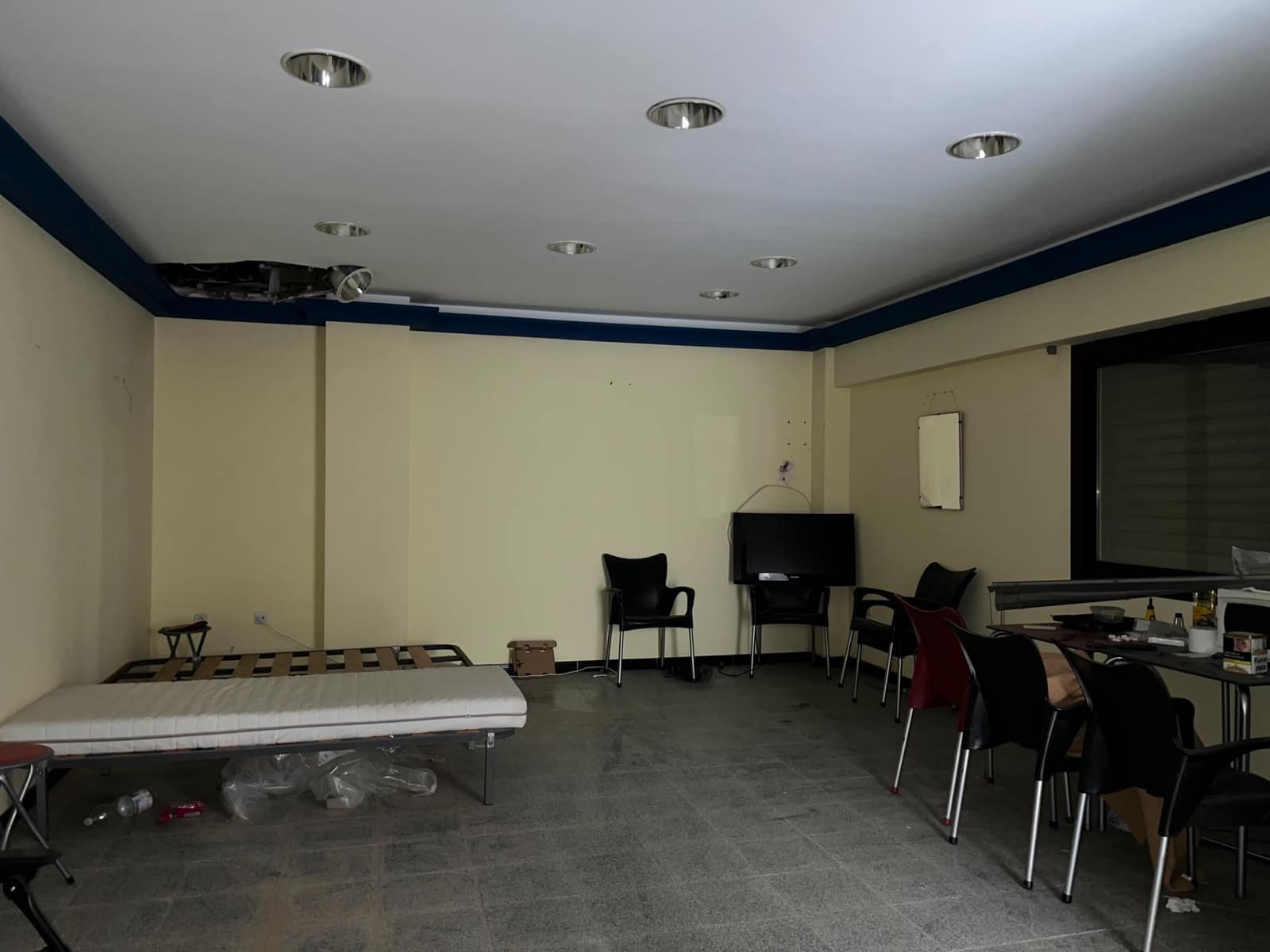 Commercial for sale in Fuengirola - € 127,000 (Ref: 9162178)