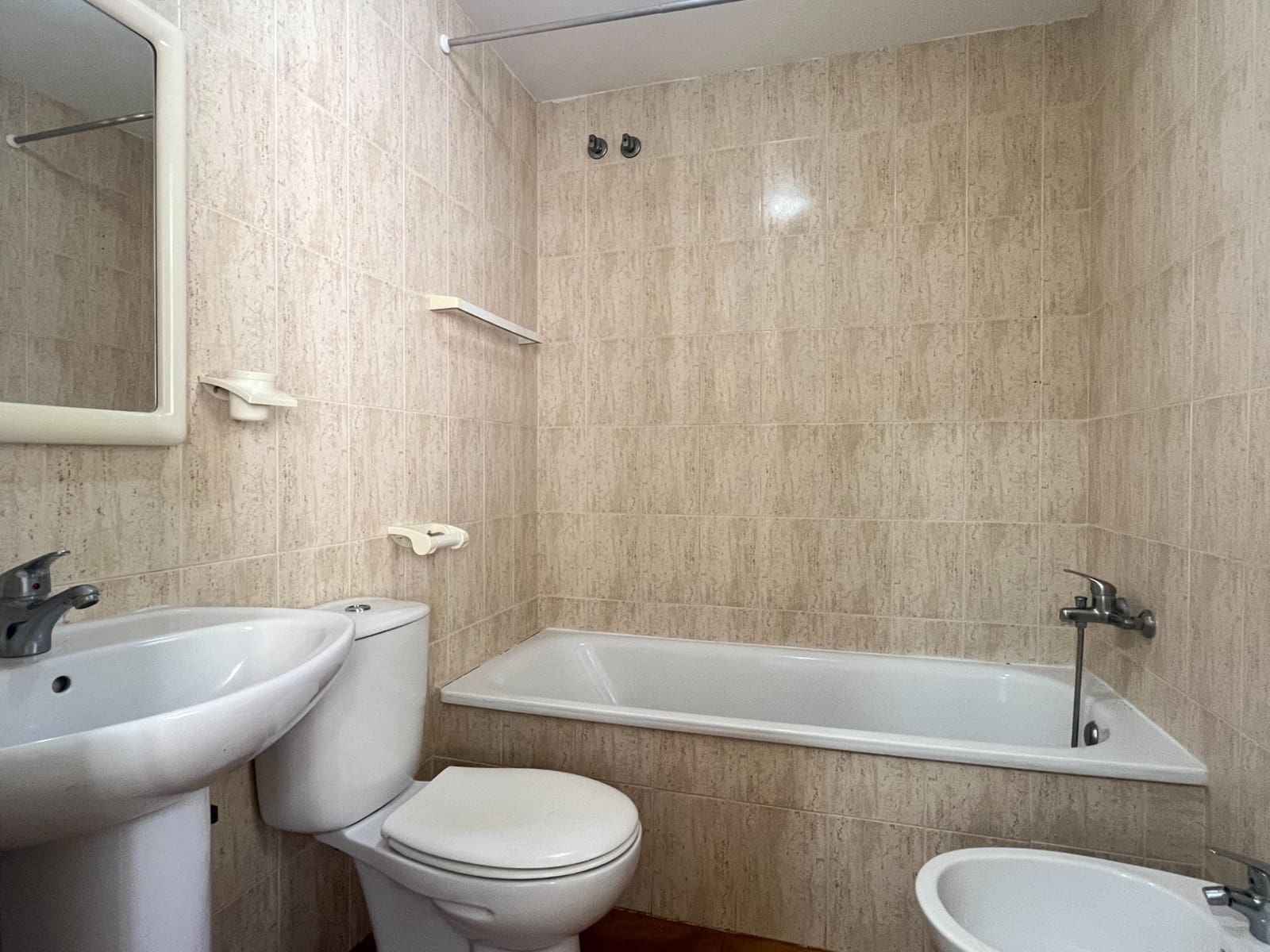 3 sypialnia Mieszkanie na sprzedaż w Sitio de Calahonda z basenem garażem - 249 000 € (Ref: 9185268)