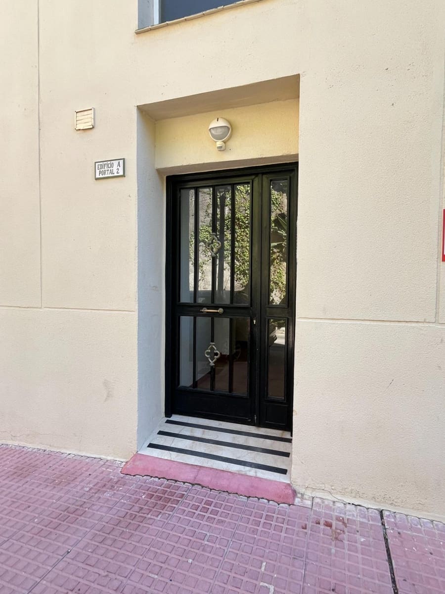 3 chambre Appartement à vendre à Sitio de Calahonda avec piscine garage - 249 000 € (Ref: 9185268)