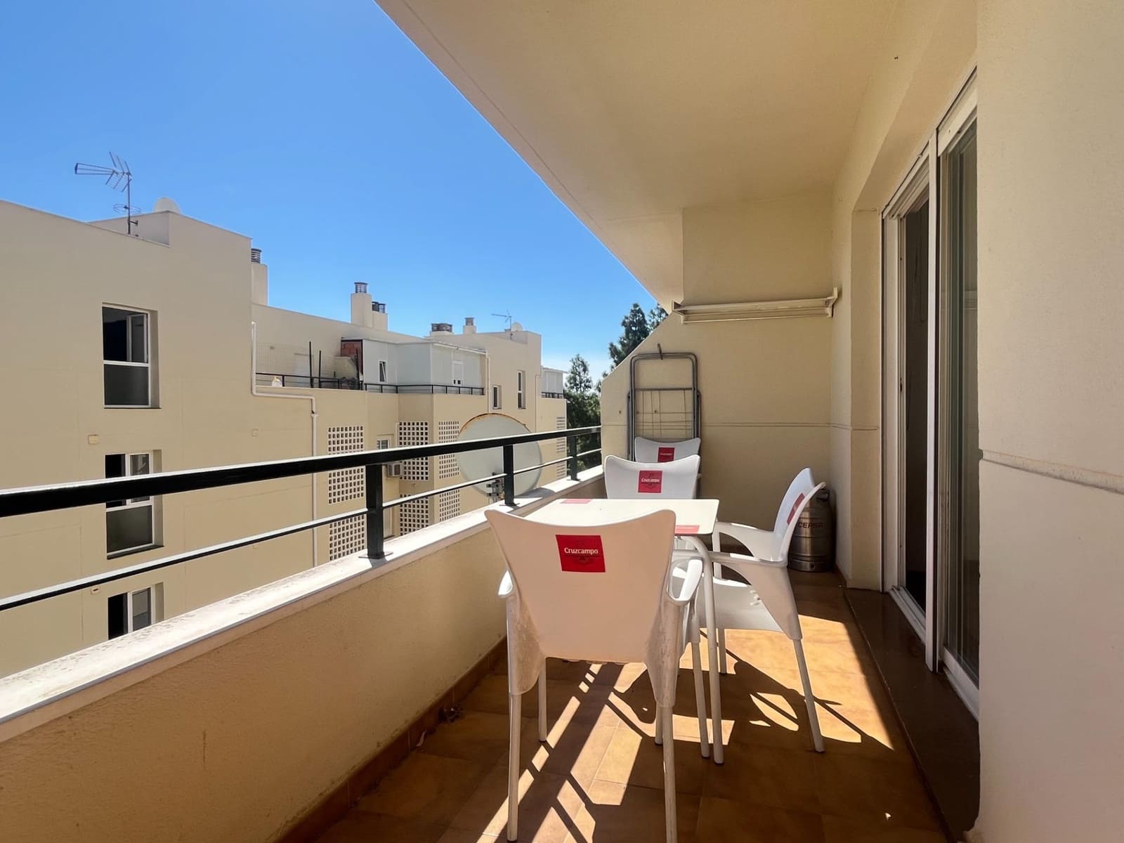 3 chambre Appartement à vendre à Sitio de Calahonda avec piscine garage - 249 000 € (Ref: 9185268)