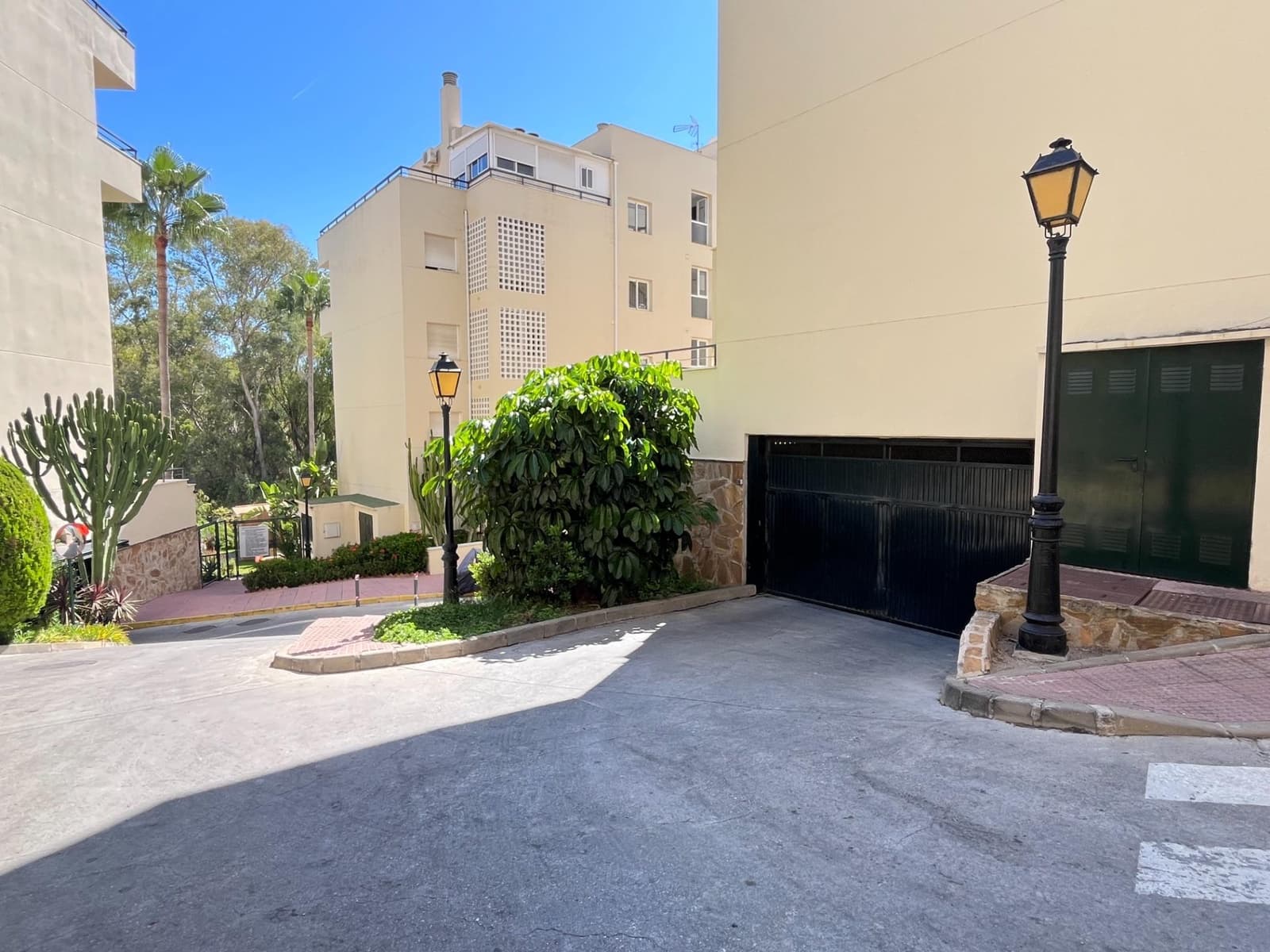 3 chambre Appartement à vendre à Sitio de Calahonda avec piscine garage - 249 000 € (Ref: 9185268)