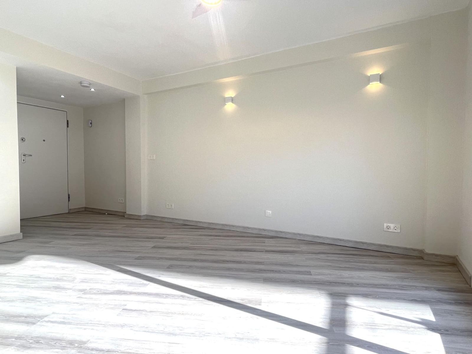 2 slaapkamer Flat te koop in Fuengirola met zwembad - € 320.000 (Ref: 9415852)