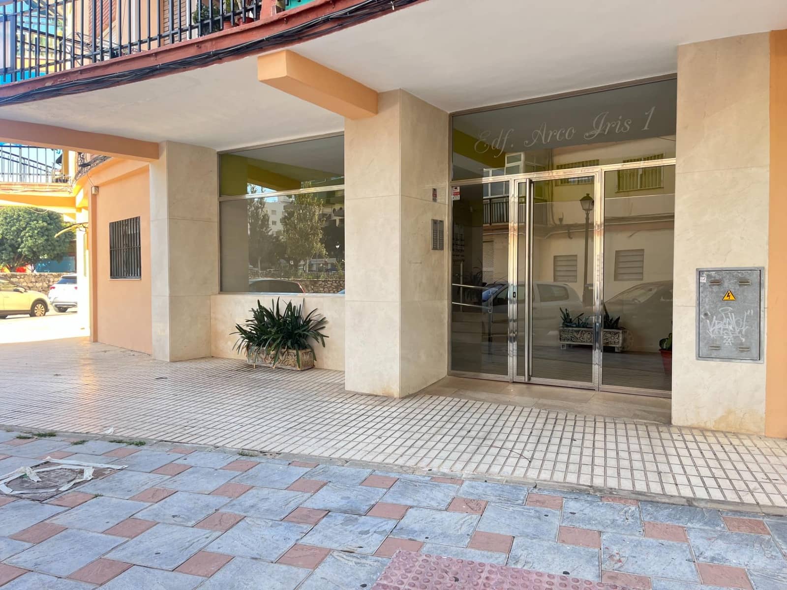 2 slaapkamer Flat te koop in Fuengirola met zwembad - € 320.000 (Ref: 9415852)