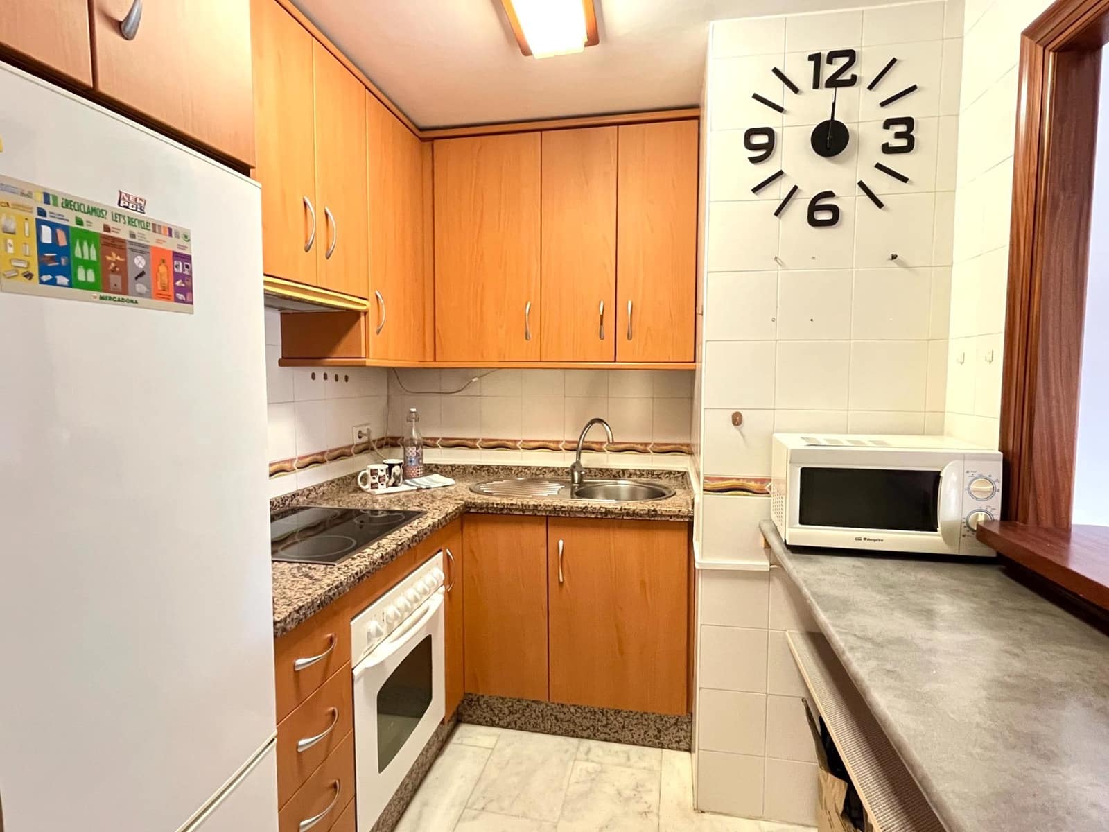 1 makuuhuone Asunto myytävänä paikassa Fuengirola mukana uima-altaan - 220 000 € (Ref: 9440025)