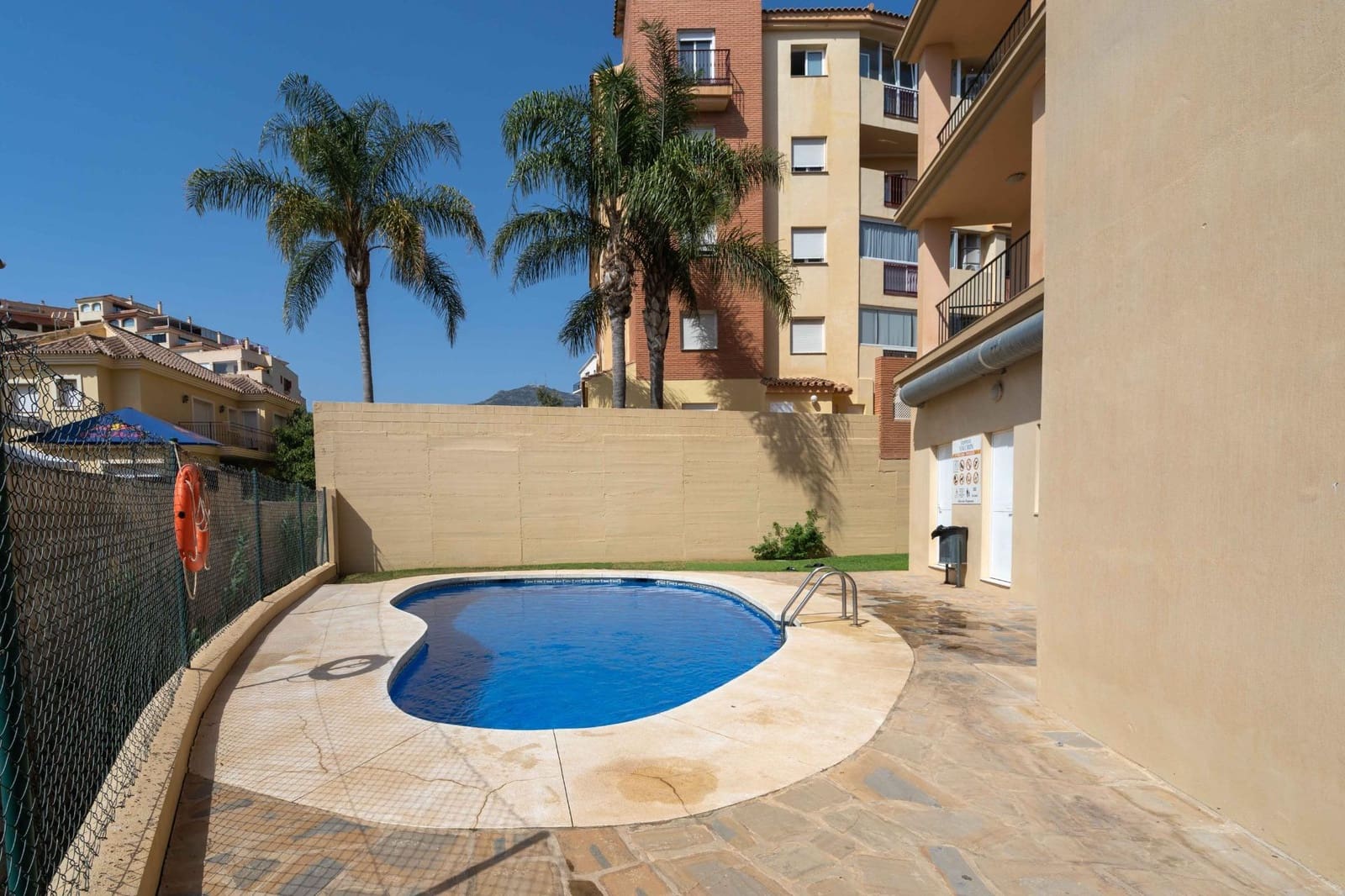 1 makuuhuone Asunto myytävänä paikassa Fuengirola mukana uima-altaan - 220 000 € (Ref: 9440025)