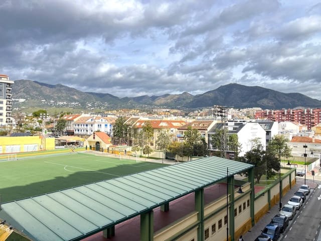 3 sovrum Lägenhet till salu i Los Boliches , Fuengirola med pool - 425 000 € (Ref: 9565103)