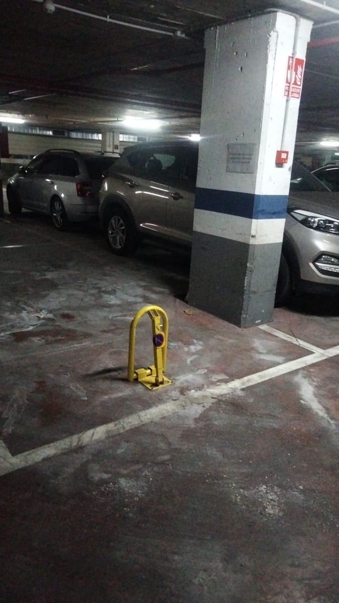 Garage for rent in Fuengirola - € 100 (Ref: 9851697)