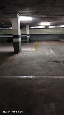 Garage til leje i Fuengirola - € 100 (Ref: 9851697)