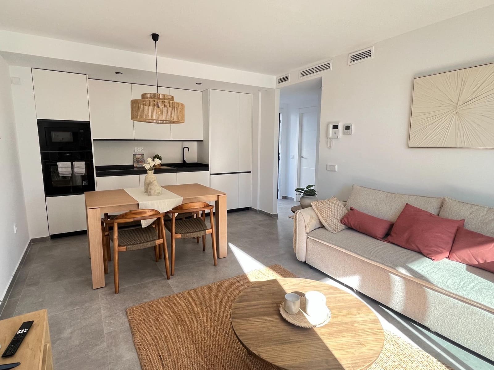 1 soverom Leilighet til leie i Fuengirola med garasje - € 1 500 (Ref: 9999604)