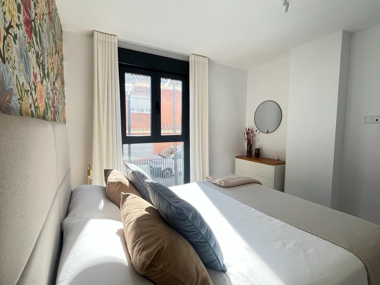 1 soverom Leilighet til leie i Fuengirola med garasje - € 1 500 (Ref: 9999604)