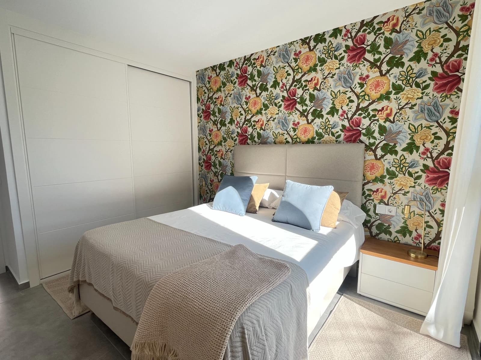 1 soverom Leilighet til leie i Fuengirola med garasje - € 1 500 (Ref: 9999604)